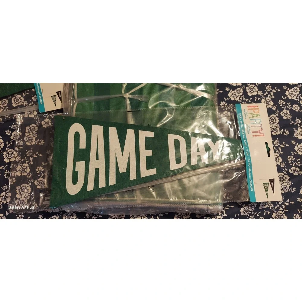Unique Party  Gameday Banners (6) Kids Football Rug Childrens Bedroom Sports